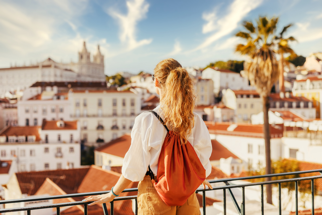 Empowering Tourism Through Technology: 2024 Guide To Enhancing Visitor Experience