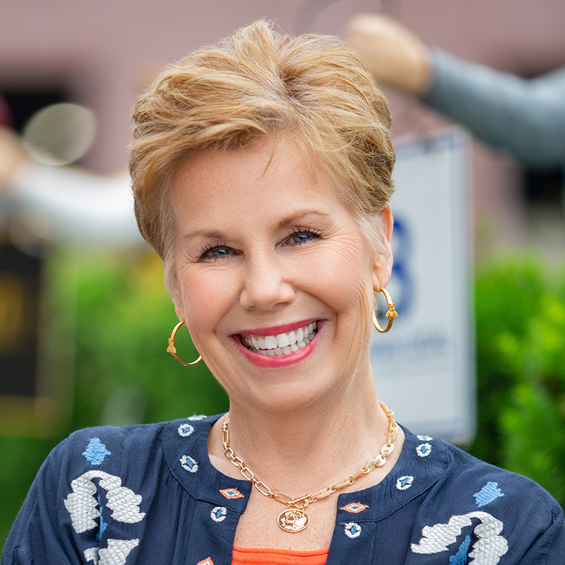 Karen Williams headshot