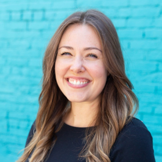 Christine Zetzl headshot