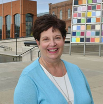 Joyce Russell headshot