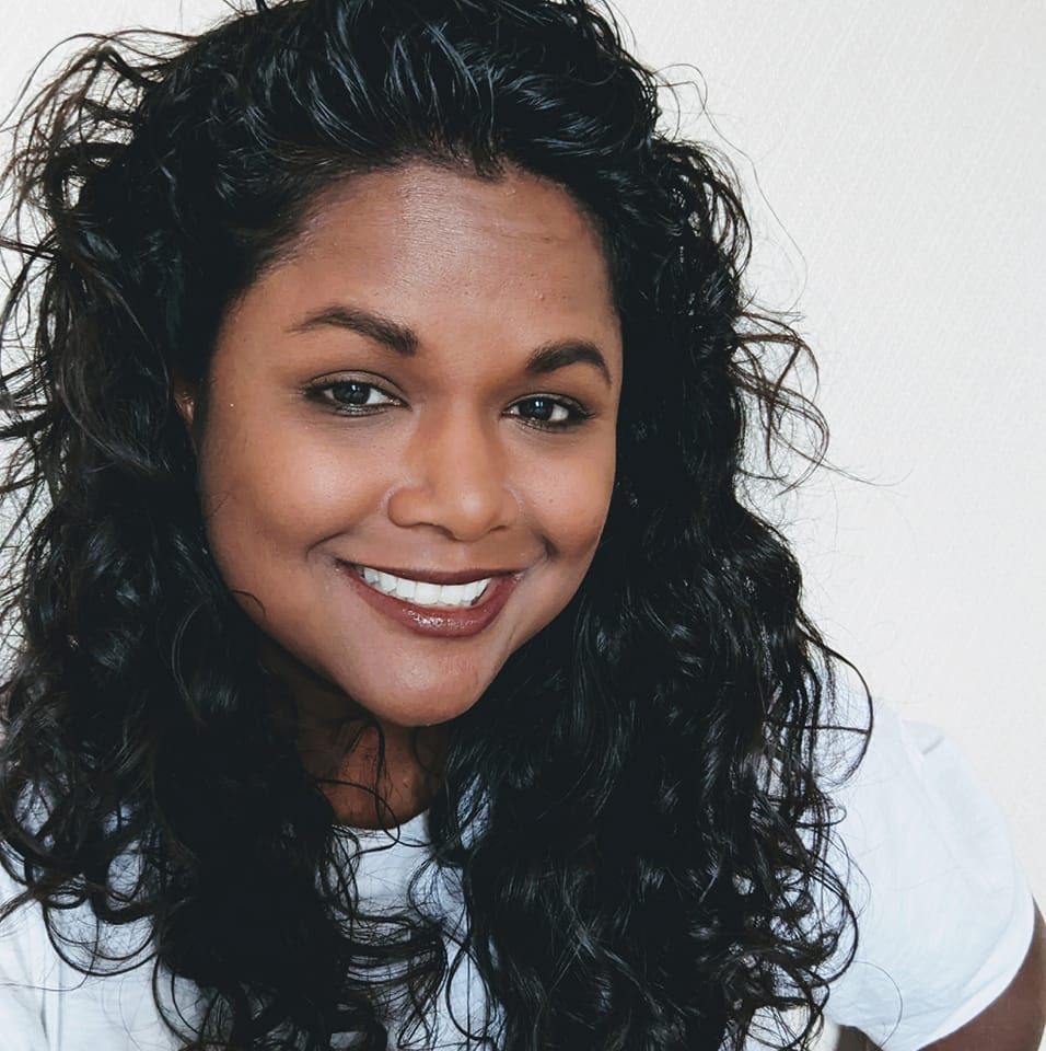 Rose Zimmerman Caple headshot