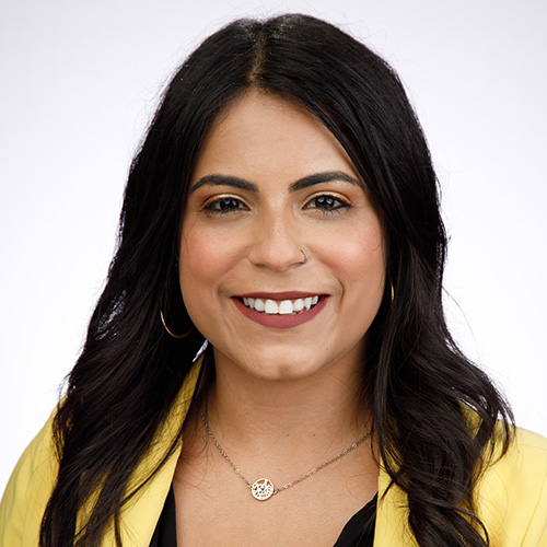 Karinna Sostre headshot