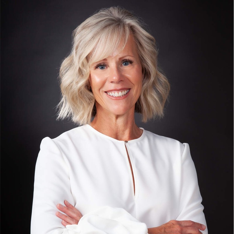 Lori Pappas headshot