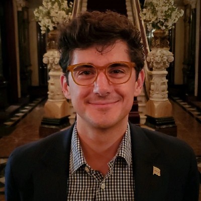 Stephen Crano headshot