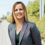 Nancy Small headshot