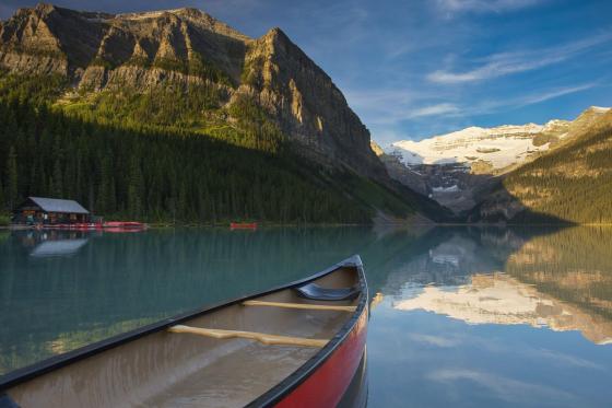 lake-louise-canoe-wide-moment-banff-alberta.jpg