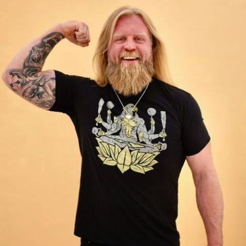 Justin Wren headshot