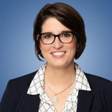 Michelle Moore headshot