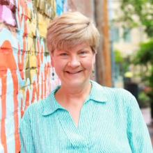 Jayne DeLuce headshot