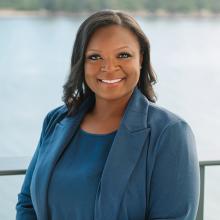 Cambria Jones headshot