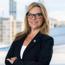 Kristen Reynolds headshot