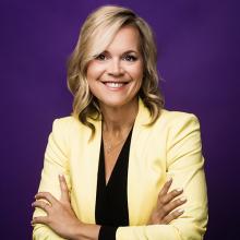 Megan Knott headshot