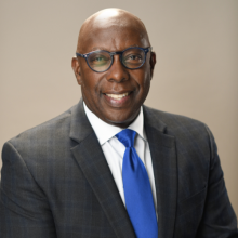 Melvin Tennant headshot