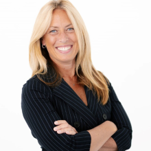 Sarah Leonard headshot