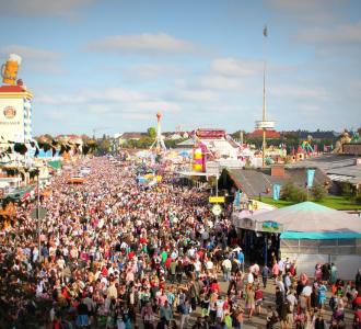 overtourism at oktoberfest in munich