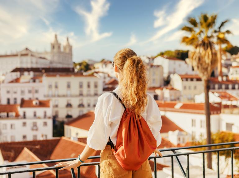 Empowering Tourism Through Technology: 2024 Guide To Enhancing Visitor Experience